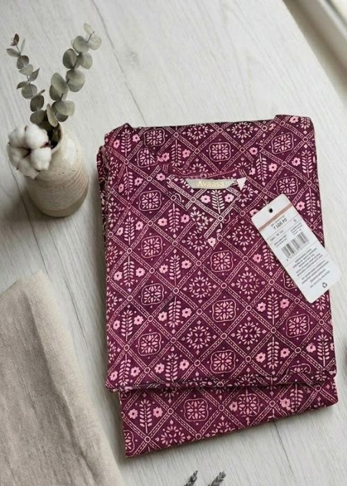 Royal Wine Printed Kurta - Image 2